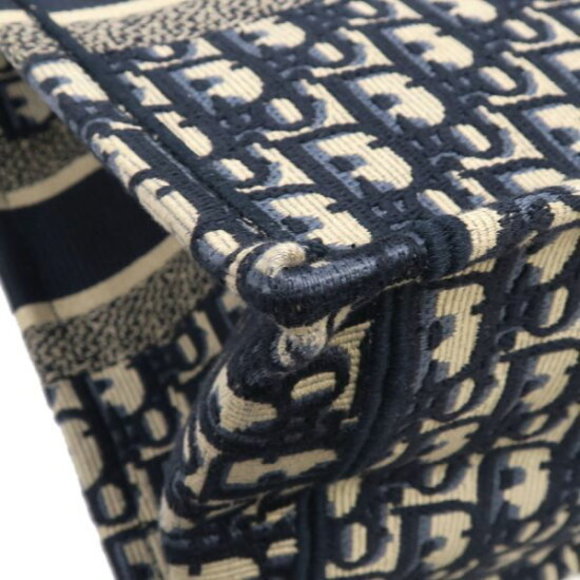 Christian Dior Book Tote Bag Medium - Picture 6 of 9